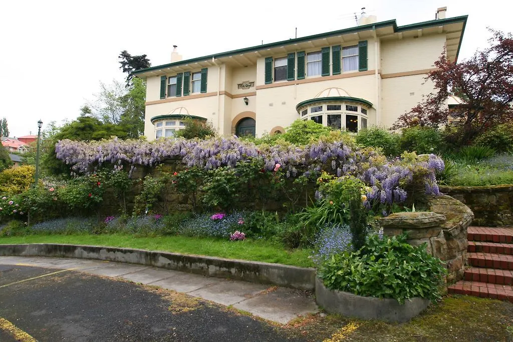 Hotel Elms Of Hobart 4*,